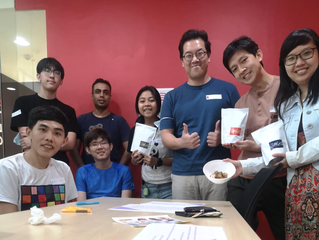 Ken Tan (3rd from right), together with several participants after the sharing session.
